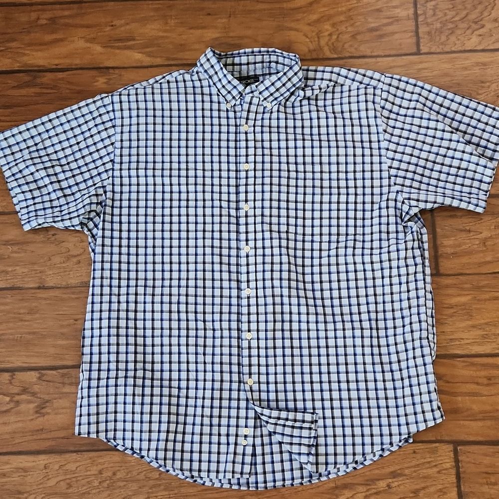 Cherokee men's XXL blue plaid short sleeve button down shirt